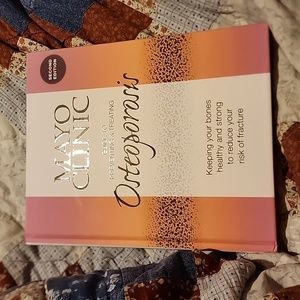 Mayo Clinic Guide to Preventing & Treating Osteoporosis 2nd Edition Hardcover